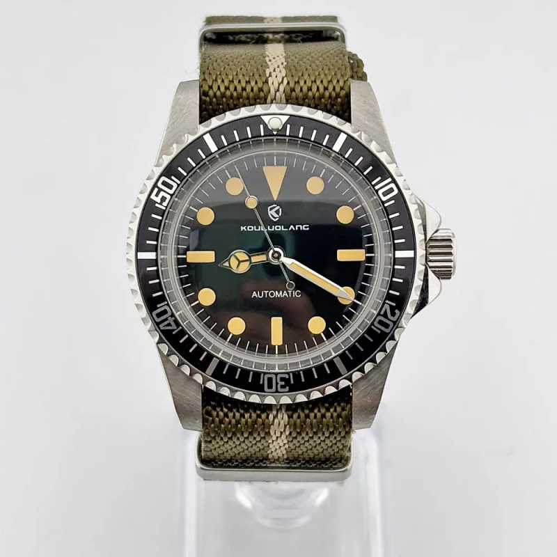 NH35 vintage 40mm sapphire gla - Tropic Strap Vintage recensie en prijs