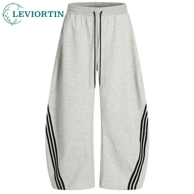 Men's trendy streetwear style, - Curved Spring Bar recensie en prijs